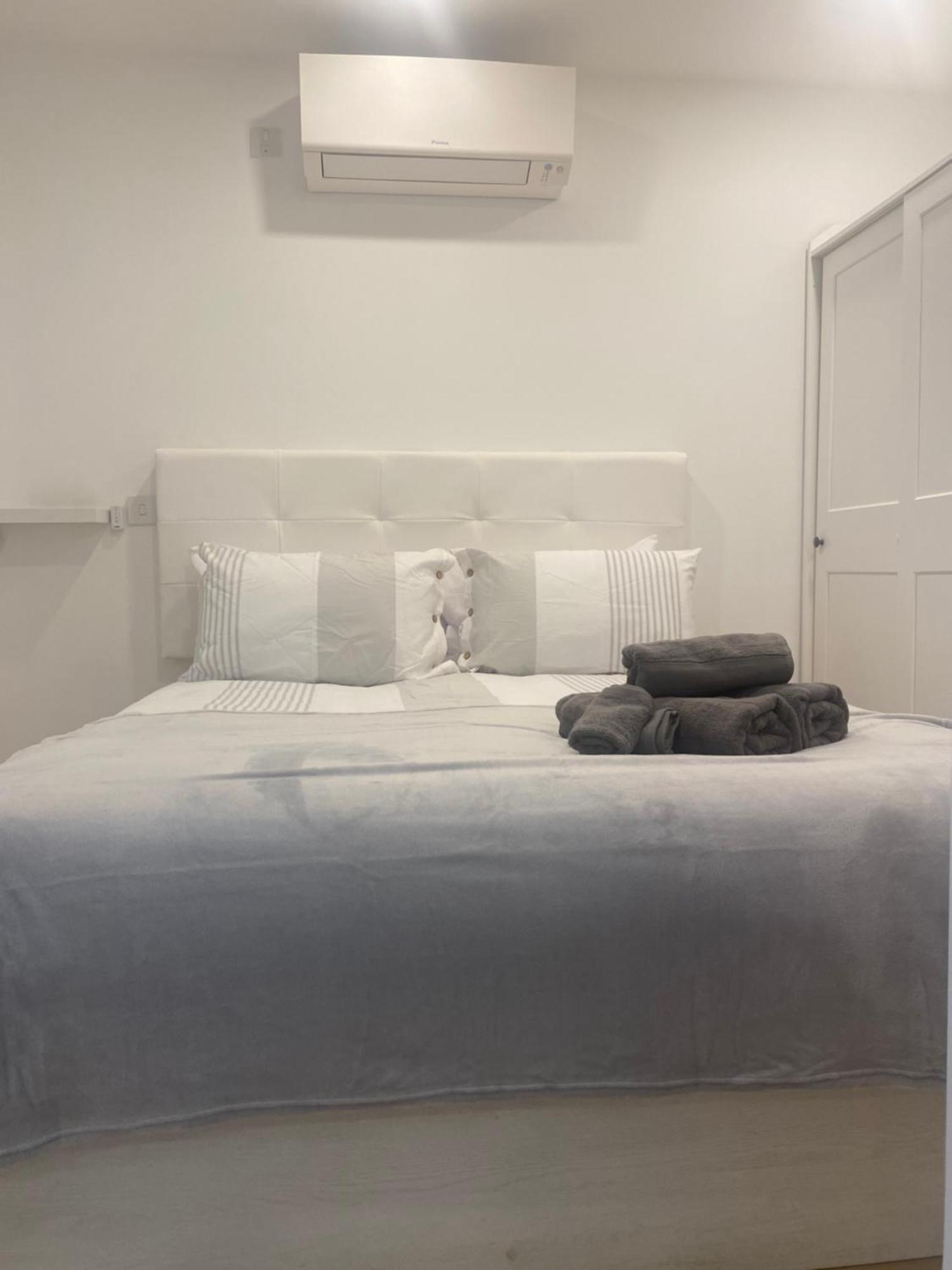 Cp Top Floor Luxury Studio With Spa And Pool Gibraltar Exterior photo